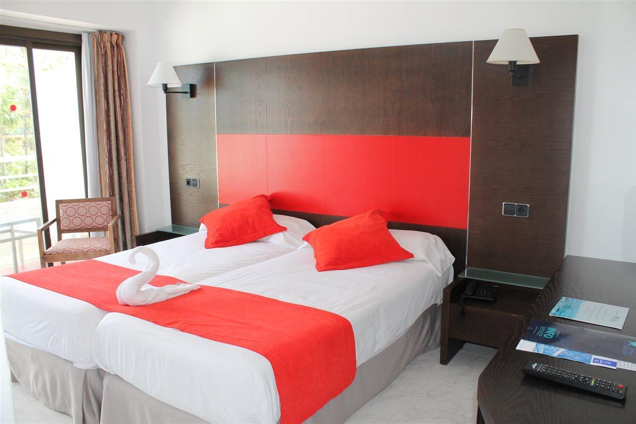 Bahia De Alcudia Hotel & Spa Port de Alcudia  Exterior photo